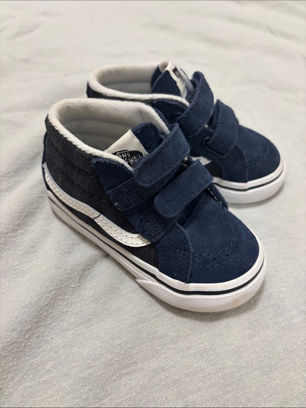 NWOT Vans Hightops 5.5